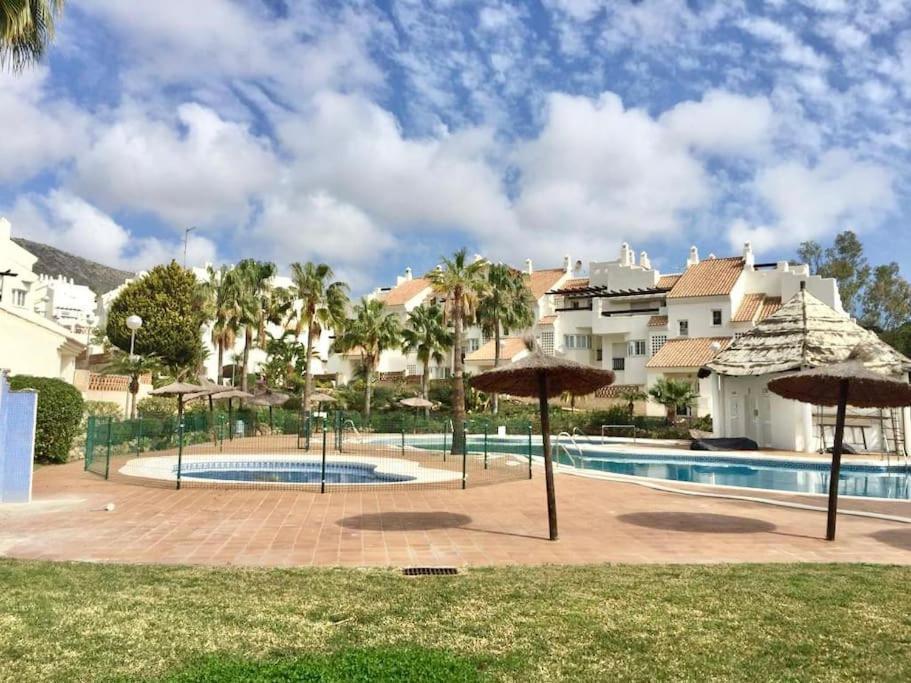 Beautiful Apartment With Pools, Playground And Paddle Tennis - Family Friendly And Near Vithas Hospital - Free Parking In Garage Benalmádena Exterior foto
